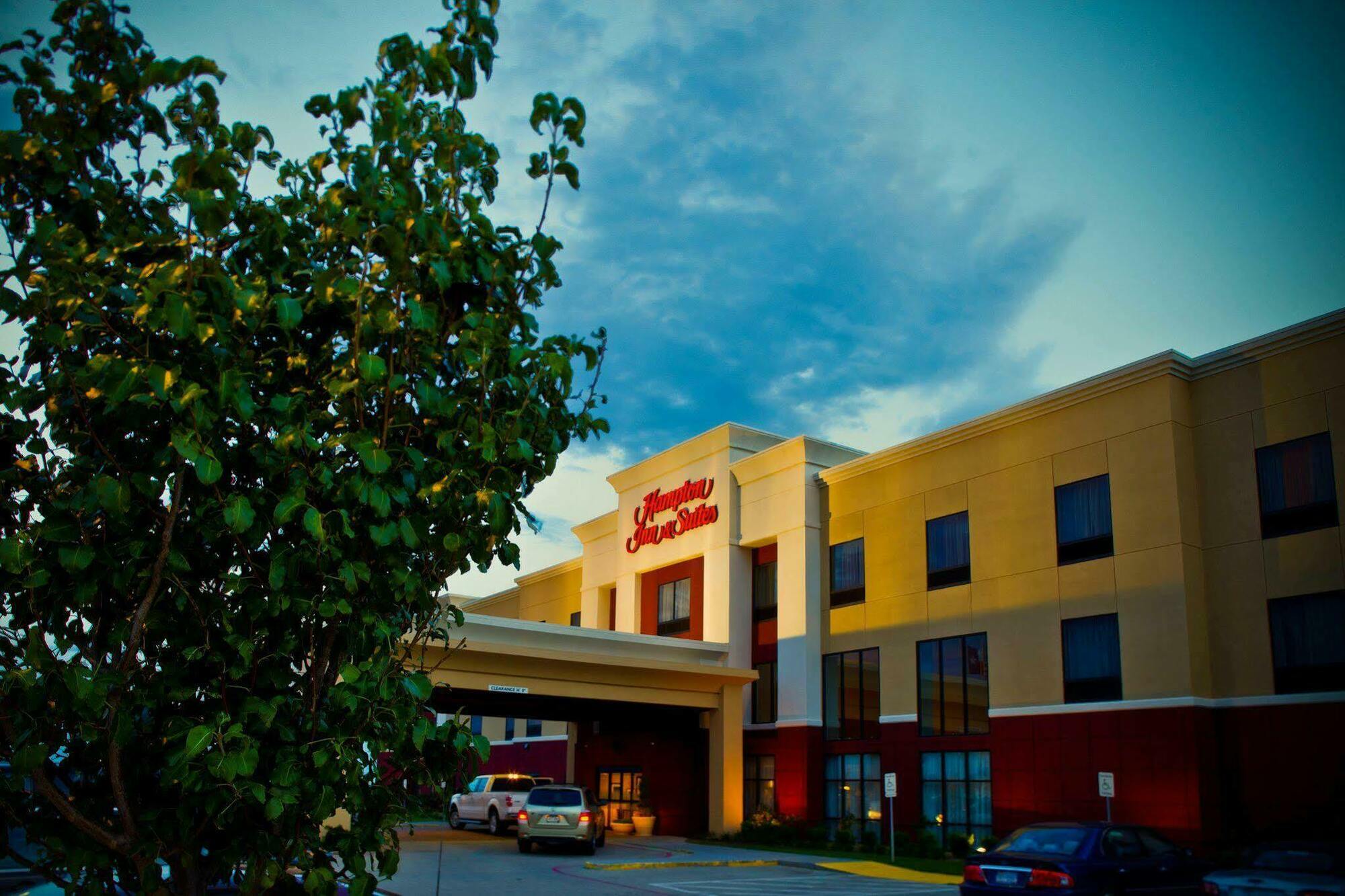 Hampton Inn & Suites Childress Ngoại thất bức ảnh